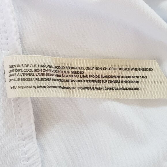 Intimately Free People Still Here White Halter Top Women's Size Medium Boho Chic - Picture 11 of 16